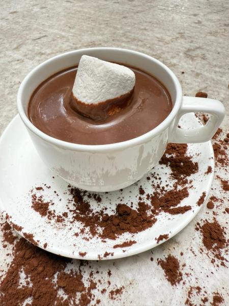 A pet-friendly cafe that locals say is a “must visit” for their hot chocolates, Where Else offers a 5-step make customisable chocolate experience.