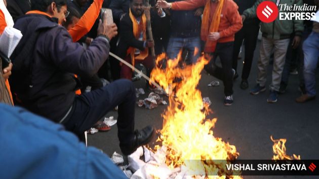 During the demonstration, protesters burned an effigy and pictures of Bangladesh Prime Minister Muhammad Yunus