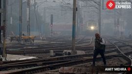 A red alert for low visibility was issued in Delhi‑NCR today as dense fog engulfed the capital and surrounding areas
