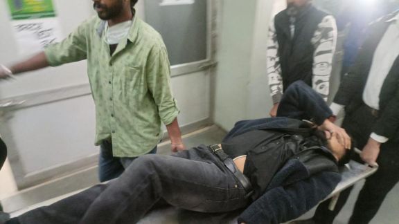 AAP workers said the clash broke out during a victory rally after Sukhbir Singh Khanna won the block samiti election in Gill constituency; five supporters were injured and hospitalised in Ludhiana.