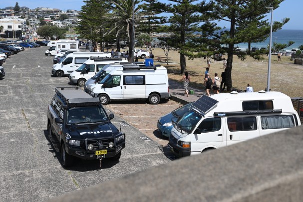 Seven ‘armed men’ enroute to Bondi Beach intercepted by New South Wales Police