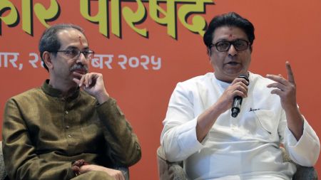 Shiv Sena (UBT) chief Uddhav Thackeray and Maharashtra Navnirman Sena president Raj Thackeray formally announced their alliance for Brihanmumbai Municipal Corporation (BMC) elections. (Express Photo by Ganesh Shirsekar)