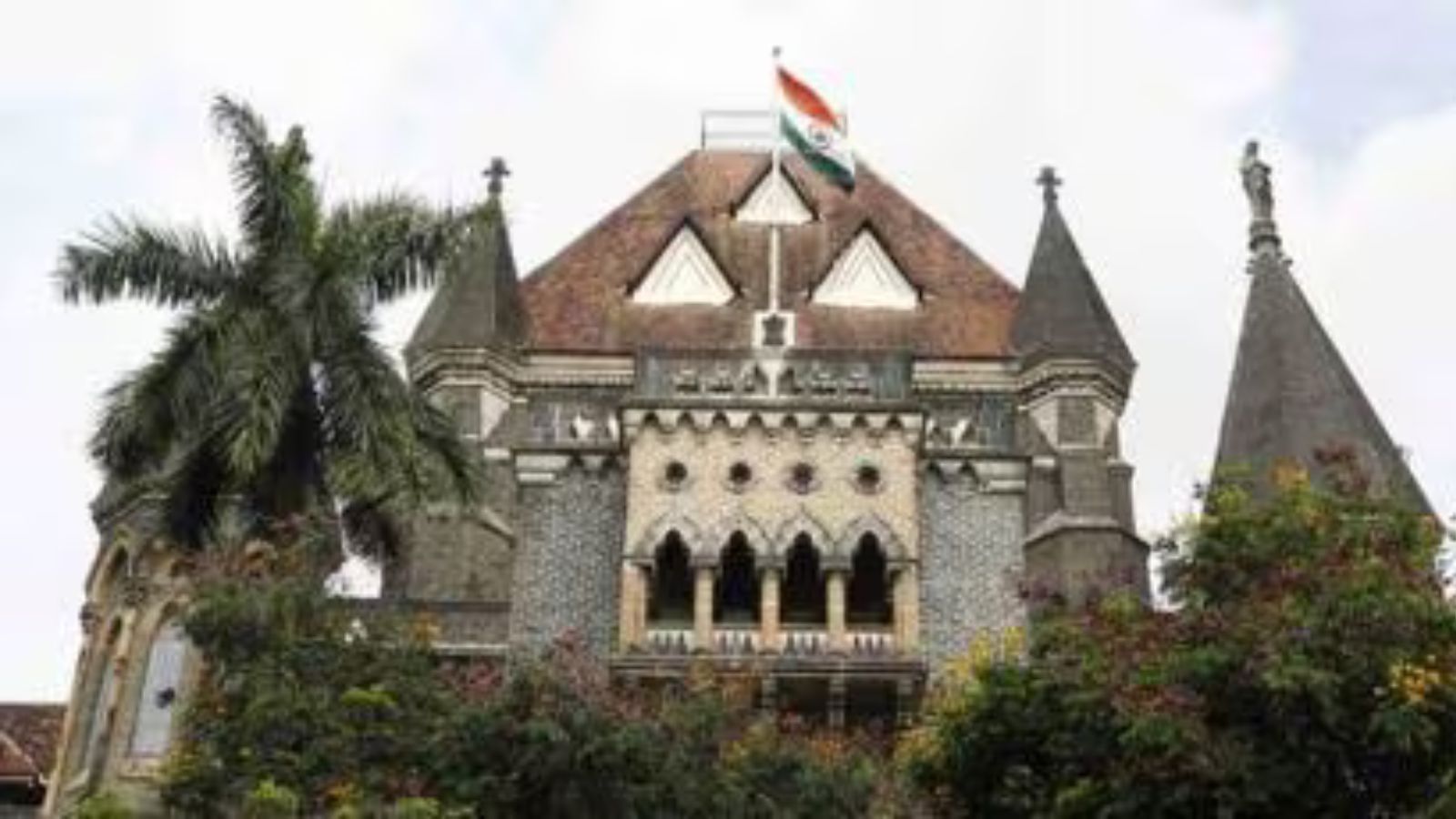 Bombay HC Criticizes Police for Delayed Preliminary Inquiries