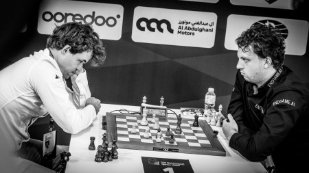 Magnus Carlsen defeated Hans Niemann at World Rapid Championship. (PHOTO: FIDE/Lennart Ootes)