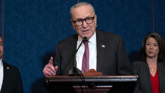 Amenaza de bomba de Chuck Schumer