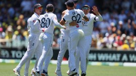 England players celebrate an Australian wicket in the third Ashes Test. (PHOTO: AP)