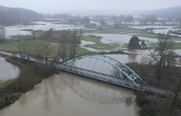 Washington state under emergency as torrential rain triggers floods, mudslides and evacuations