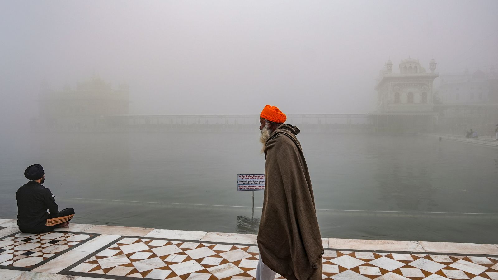 India Weather Today LIVE Updates: Visibility plunges across north India; IMD places Delhi under red alert