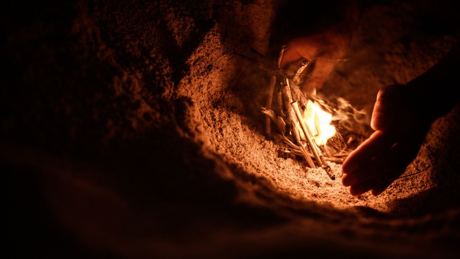 Neanderthals were making fire as early as 400,000 years ago, says new study