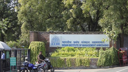 The state also launched the G-Saar portal with over 24,000 digitized government documents and introduced QR code-based document verification at the Chief Minister's Office.