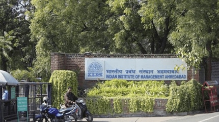 The state also launched the G-Saar portal with over 24,000 digitized government documents and introduced QR code-based document verification at the Chief Minister's Office.