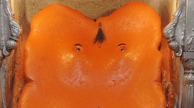 The process involves removing centuries-old sindoor layers to preserve the idol, without altering the heritage structure.