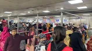 Delhi gasps for air, respiratory medicine stocks, delhi Govt hospital respiratory medicine stocks, Delhi Air Quality Index, delhi aqi, Delhi air pollution, Delhi air quality, air pollution, air pollution level, Delhi severe air quality, delhi news, India news, Indian express, current affairs