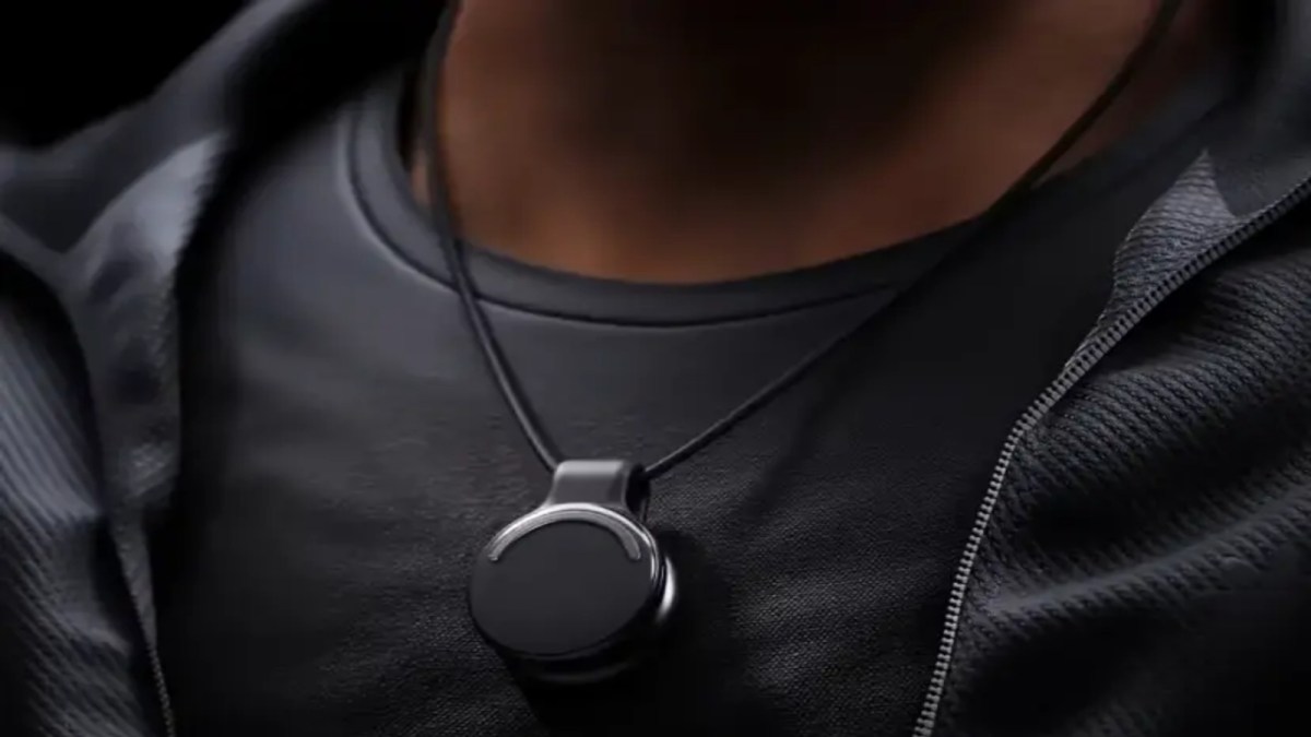 Meta acquires Limitless, maker of an AI-powered pendant wearable 
