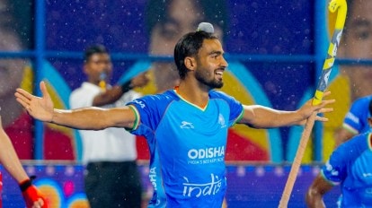 Hockey India)