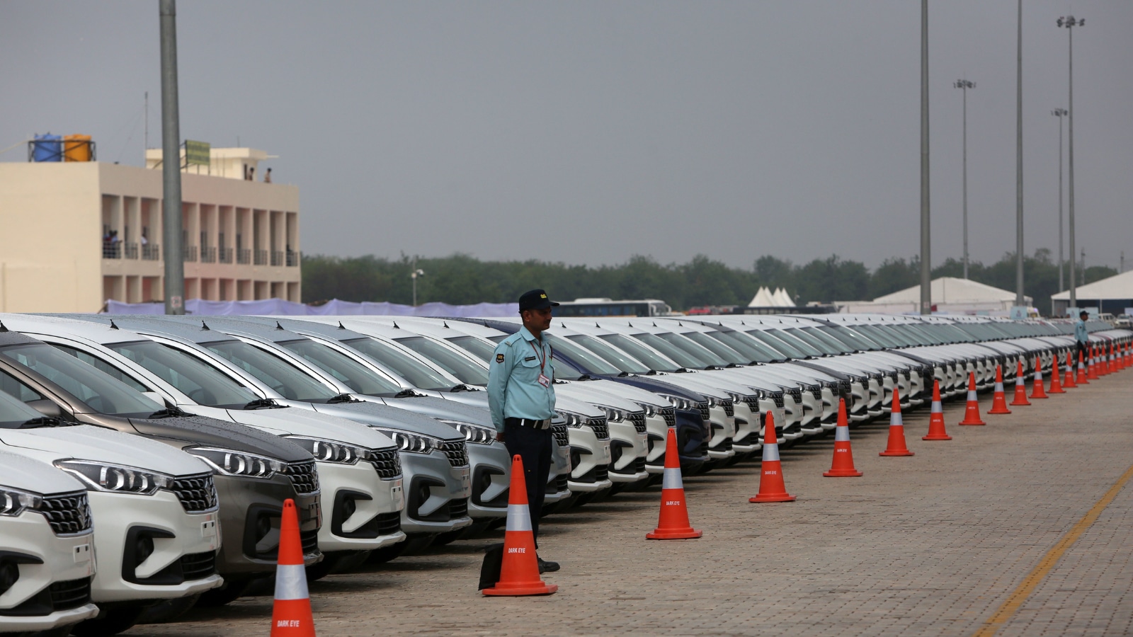 Consumer Commission fines car dealership Rs 25,000 over ownership transfer failure