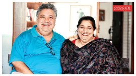 Manoj Pahwa and Seema Pahwa plan to take couple's therapy.