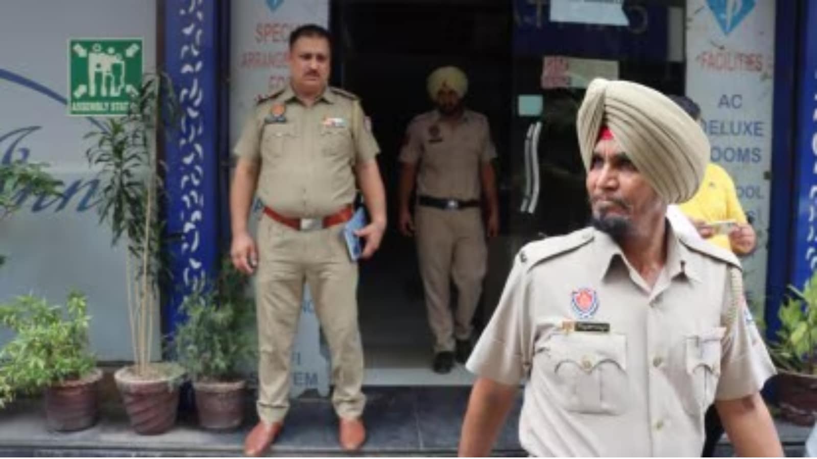 Panchkula police bust New Zealand work visa scam, mastermind among three arrested, Rs 5 lakh seized
