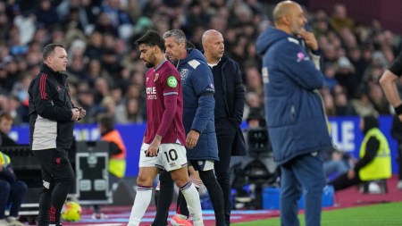 West Ham's Lucas Paqueta leaves the field after getting a red card during the English Premier League soccer match between West Ham United and Liverpool, in London. (PHOTO: AP)
