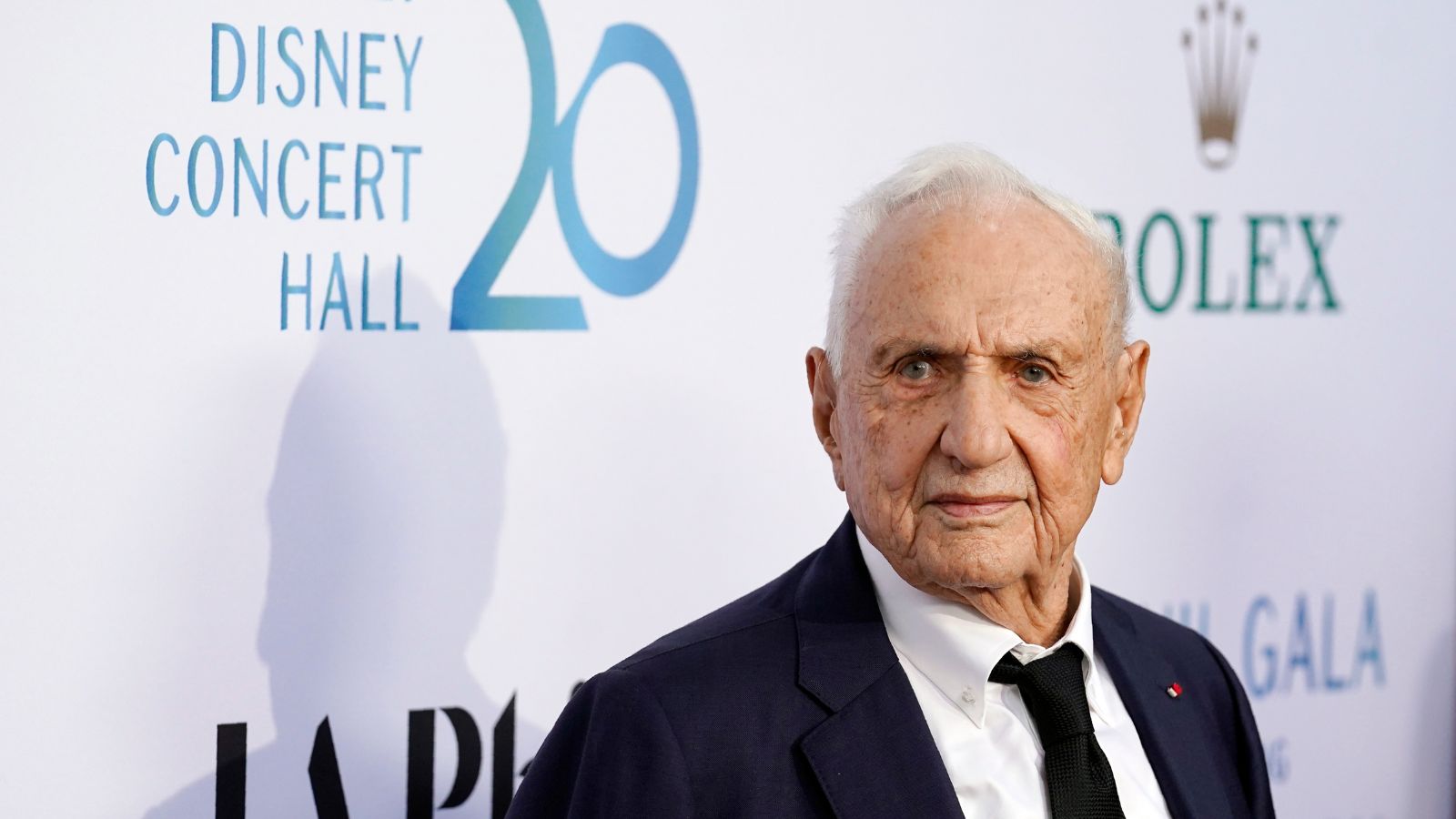 Frank Gehry, the most celebrated architect of his time, dies at 96
