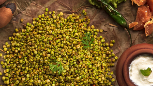 Blending rural tradition, nutrition and agro tourism, hurda continues to define the season for generations of Punekars.