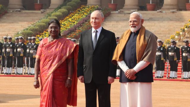 Putin was received by President Droupadi Murmu and Prime Minister Narendra Modi at Rashtrapati Bhavan. (Express Photo)