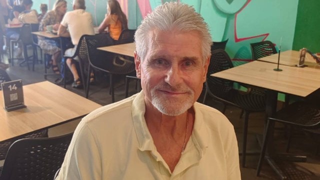 Robin Smith passes away