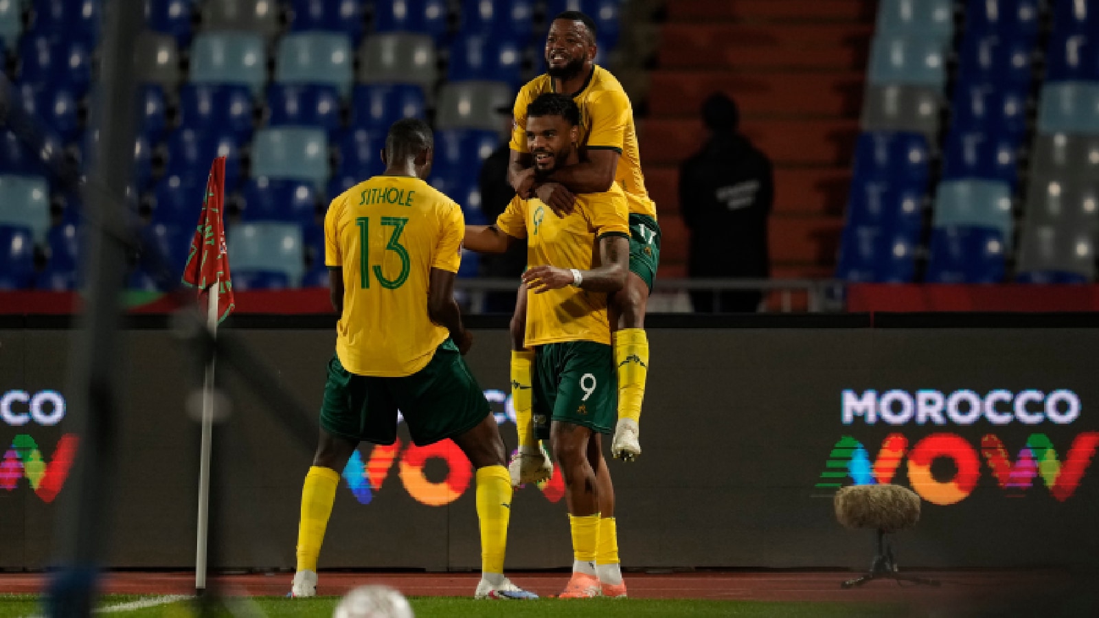 Lyle Foster’s sweet strike fires South Africa to 2-1 victory over Angola