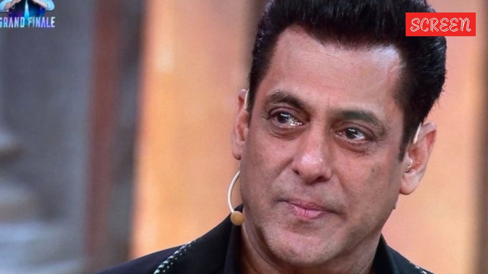 Salman Khan cries on national television as he remembers Dharmendra: ‘We lost the most amazing man’ | Bollywood News Salman Khan cries on national television as he remembers Dharmendra: ‘We lost the most amazing man’ | Bollywood News