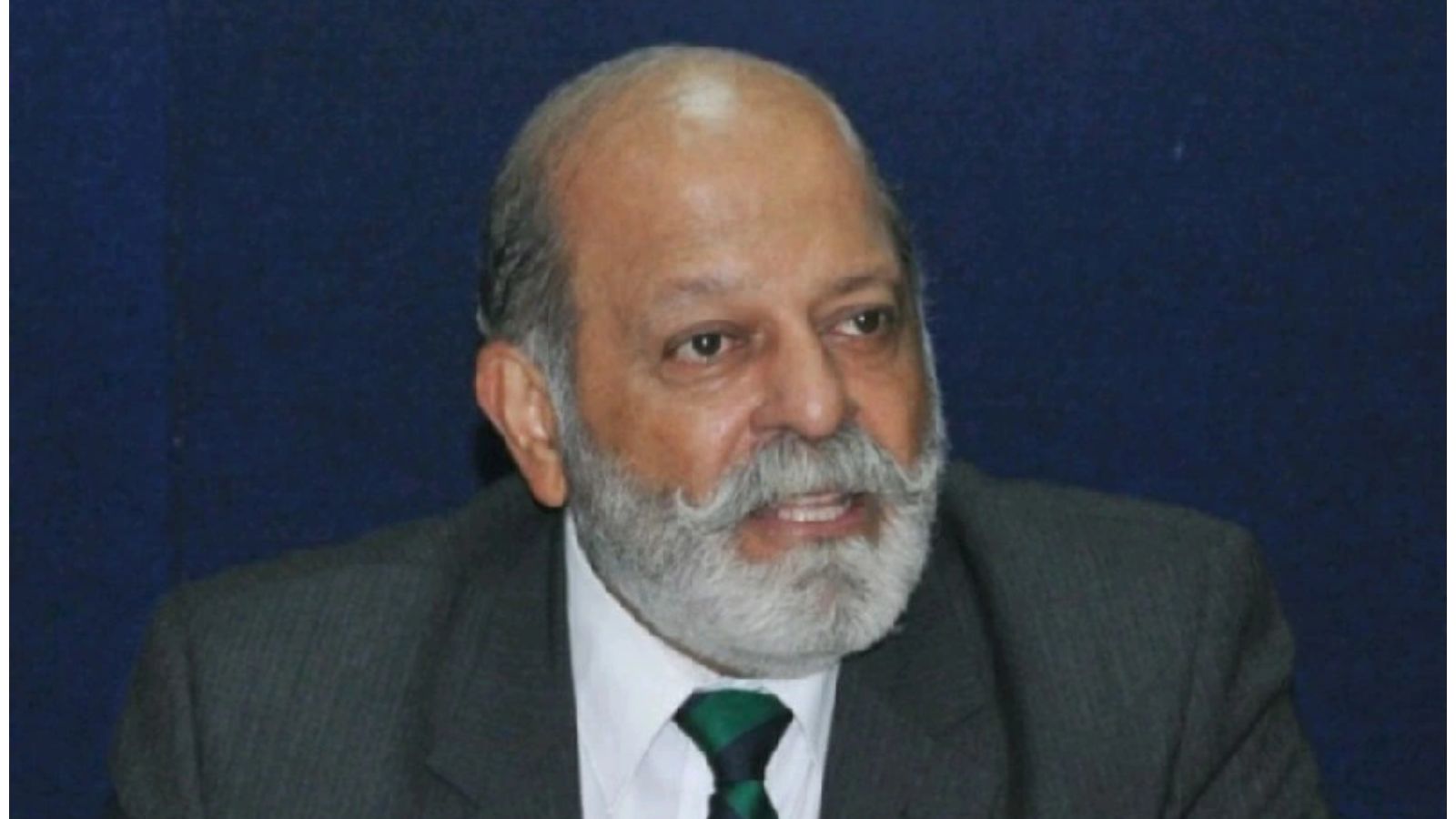 Sujan Chinoy Advises SGVU Graduates on Values