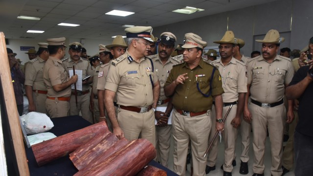  Police arrest couple for smuggling Rs18 crore worth hydroponic ganja