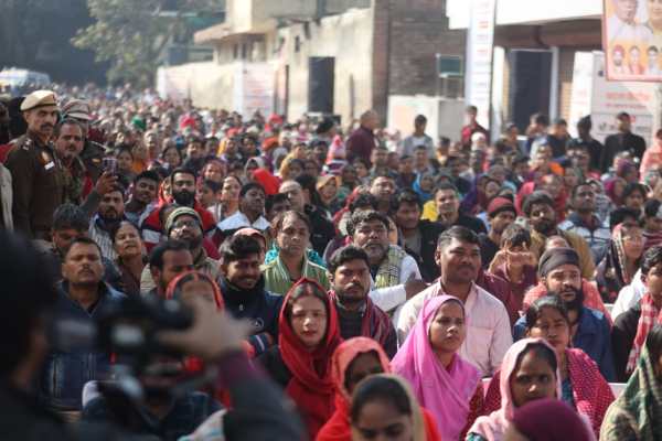 Within an hour, queues stretched and tables filled up, leaving many standing to eat. 