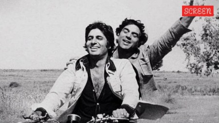 Amitabh Bachchan and Dharmendra in sholay