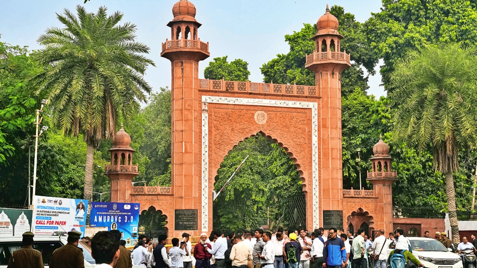 School teacher shot dead on AMU campus, search on for killers