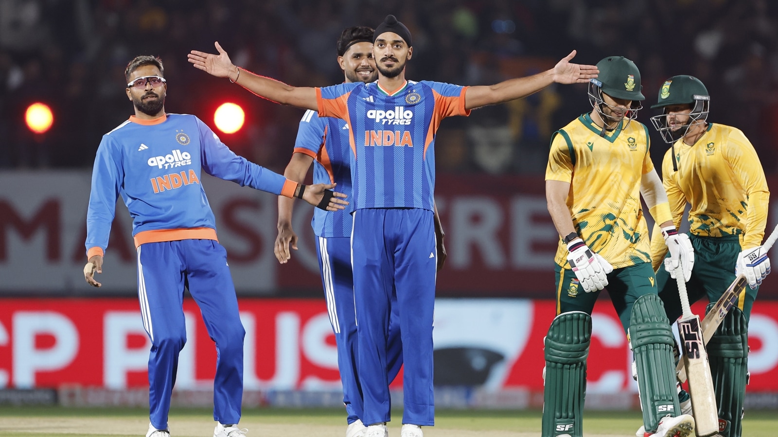 How India’s seamers froze South Africa in chilly Dharamshala