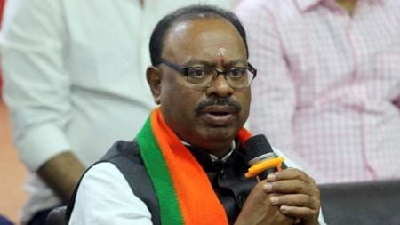 Recently, On Tuesday, Revenue Minister Chandrashekhar Bawankule introduced the amendment, directly benefitting 60 lakh families residing in small plots, gunthewari layouts, and fragmented properties across cities and towns in the state. (Express Photo)