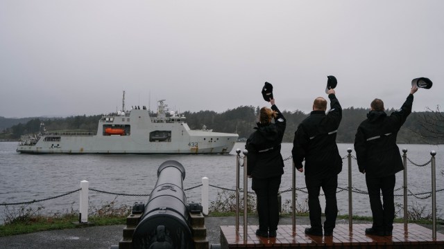 iran canada navy