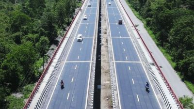 The project is being executed by the National Highways Authority of India (NHAI).