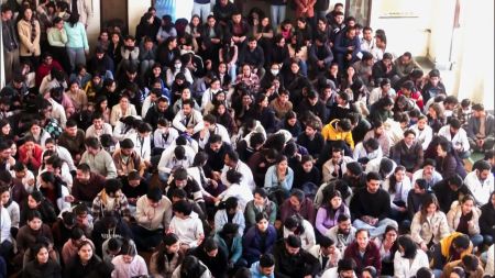 Meanwhile, there was no immediate response from the RDA, IGMC Shimla, which has been on an indefinite strike since 9.30 am Saturday.