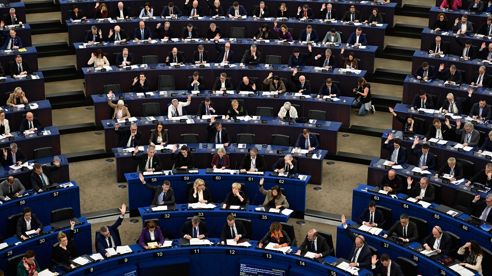 EU Parliament approves phase out of Russian gas imports