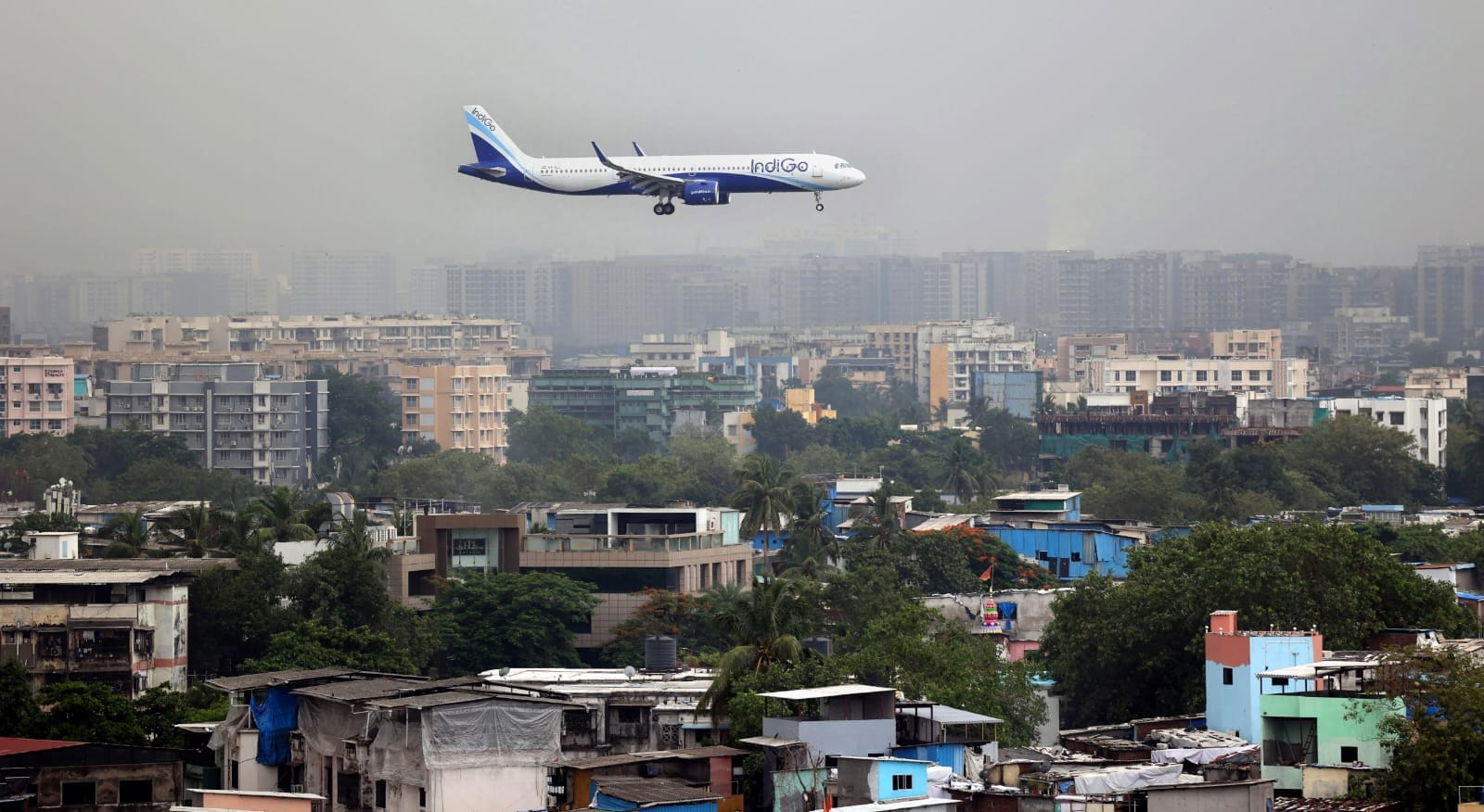 ‘Civil Aviation Ministry will strive to stabilise operations’: Top officer reviews situation in Kolkata airport amid IndiGo crisis