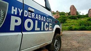 Hyderabad man arrested for setting wife ablaze, Hyderabad man arrested for setting wife on fire, setting wife on fire, setting wife ablaze, Indian express news, current affairs