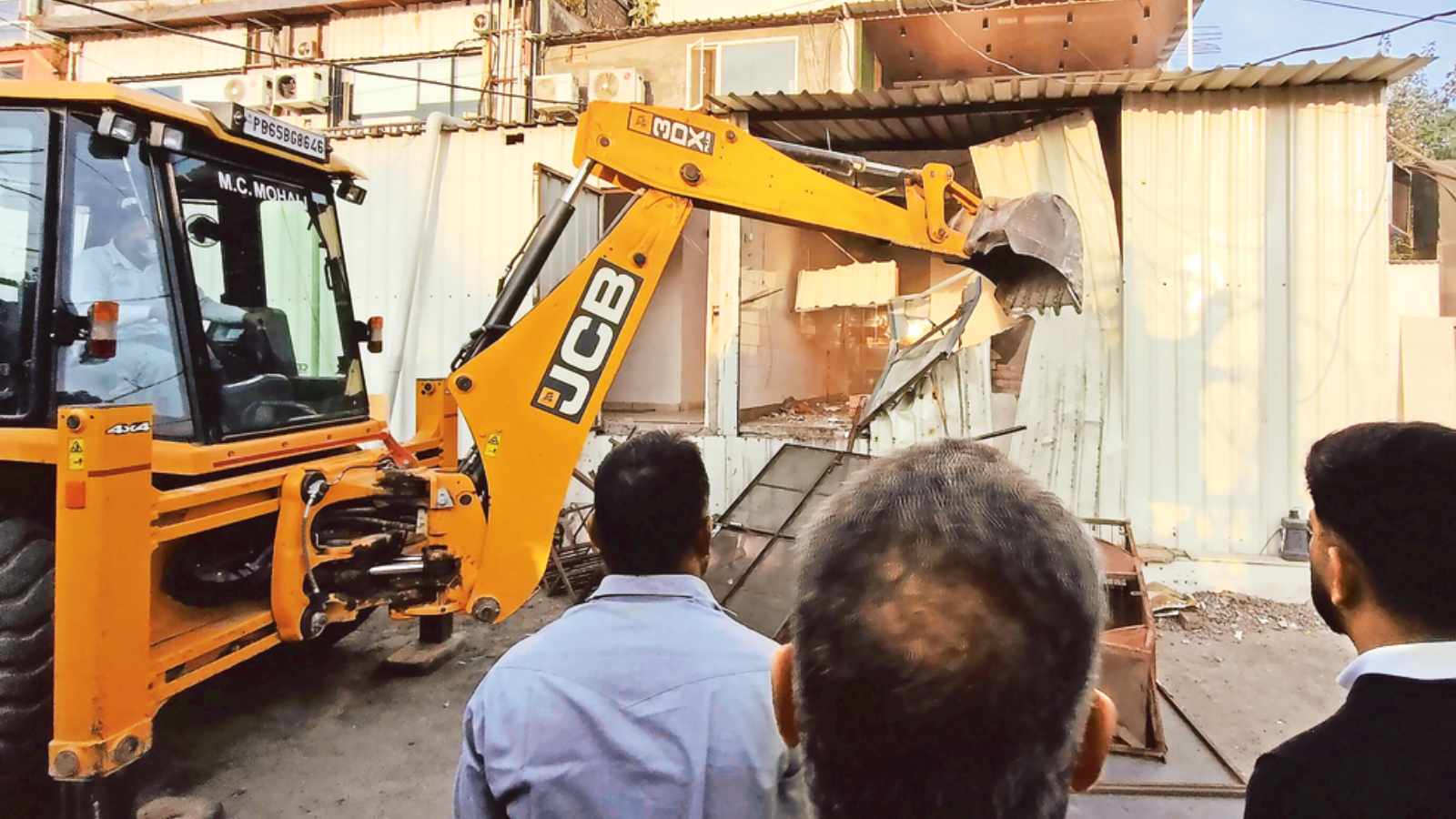 Mohali MC Continues Anti-Encroachment Drive