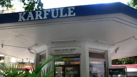 Karfule, Art Deco petrol pump, Ballard Estate,