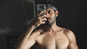 Kartik Aaryan reveals his family manages his money