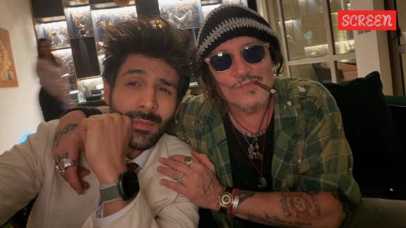 Kartik Aaryan's selfie with Johnny Depp at Red Sea Film Festival wins hearts