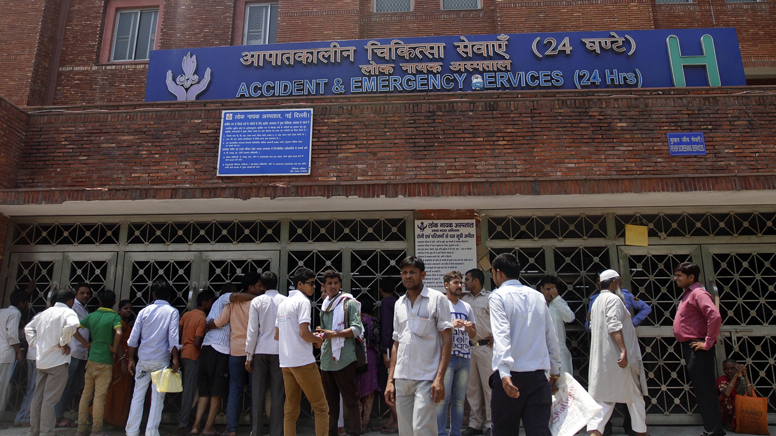 Delhi govt seeks daily report on medicine stock at hospitals