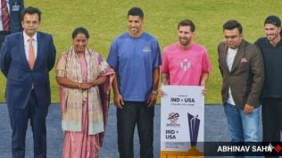 Argentinian football star Messi (centre) alongwith Delhi CM Rekha Gupta (second from left), DDCA President Rohan Jaitley, and ICC Chairman Jay Shah at Arun Jaitley Stadium in New Delhi, on Monday, December 15, 2025. (Express photo by Abhinav Saha)