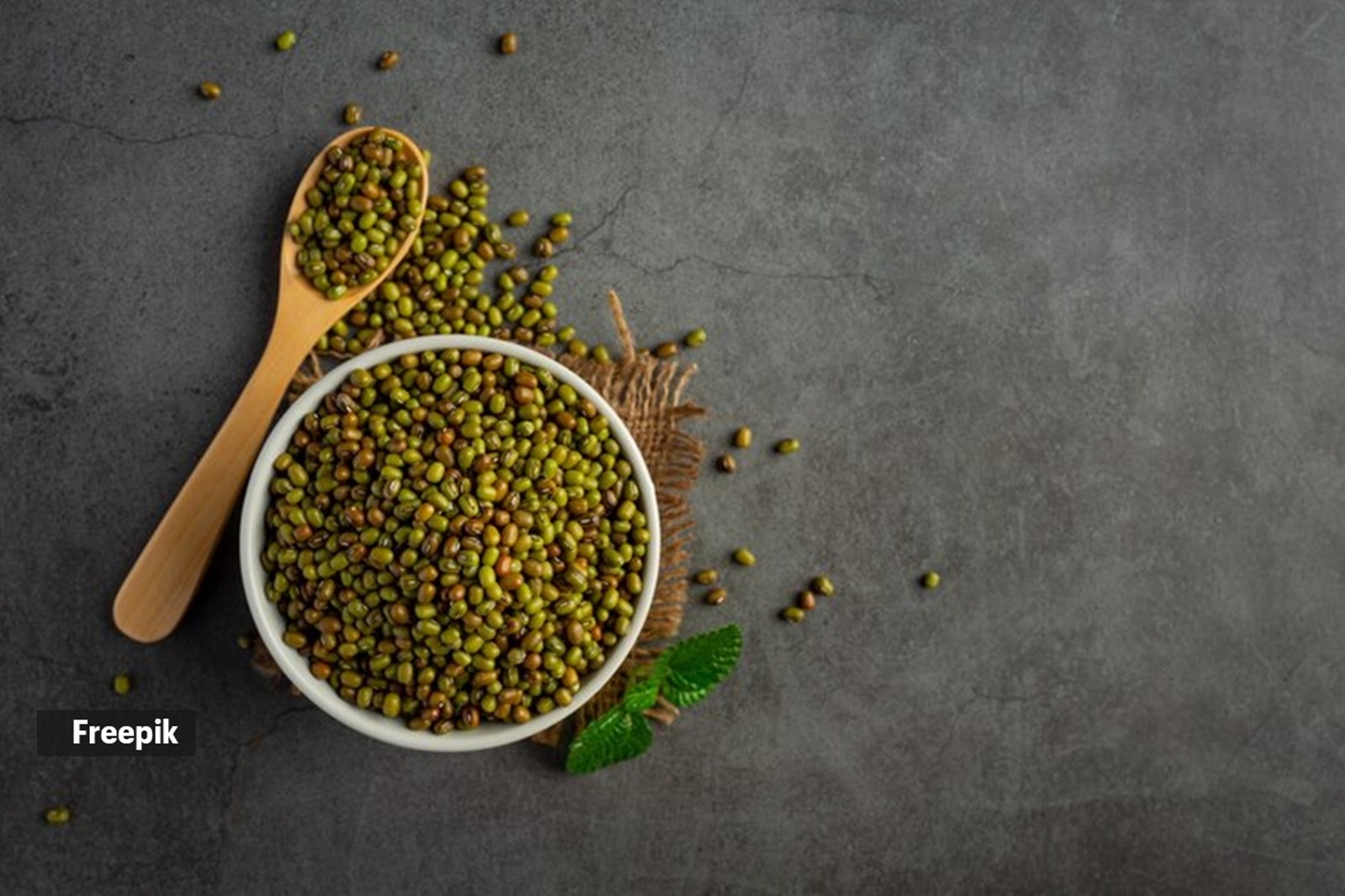 Neena Gupta flight menu