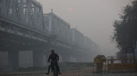 Delhi air back in severe range